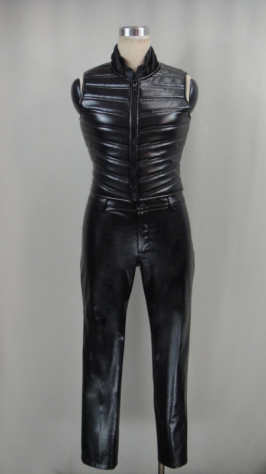 Devil May Cry 3 Vergil Cosplay Costume - Version 3 8 Devil May Cry 3 Vergil Cosplay Costume - Version 3 - Image 6