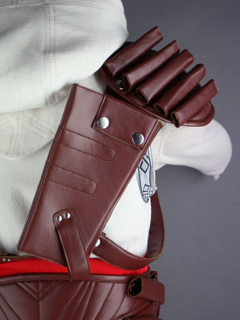 Assassin's Creed Altair Cosplay Costume - Deluxe 8 Assassin's Creed Altair Cosplay Costume - Deluxe - Image 6