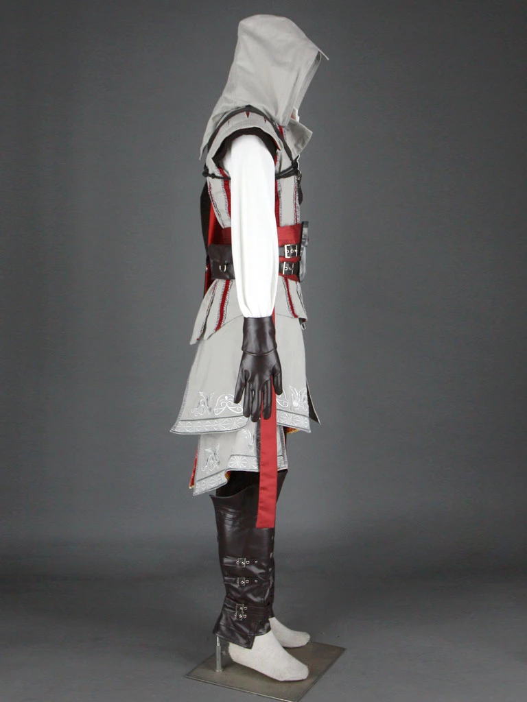 Assassin's Creed II Ezio Cosplay White Edition - Deluxe 7 Assassin's Creed II Ezio Cosplay White Edition - Deluxe - Image 5
