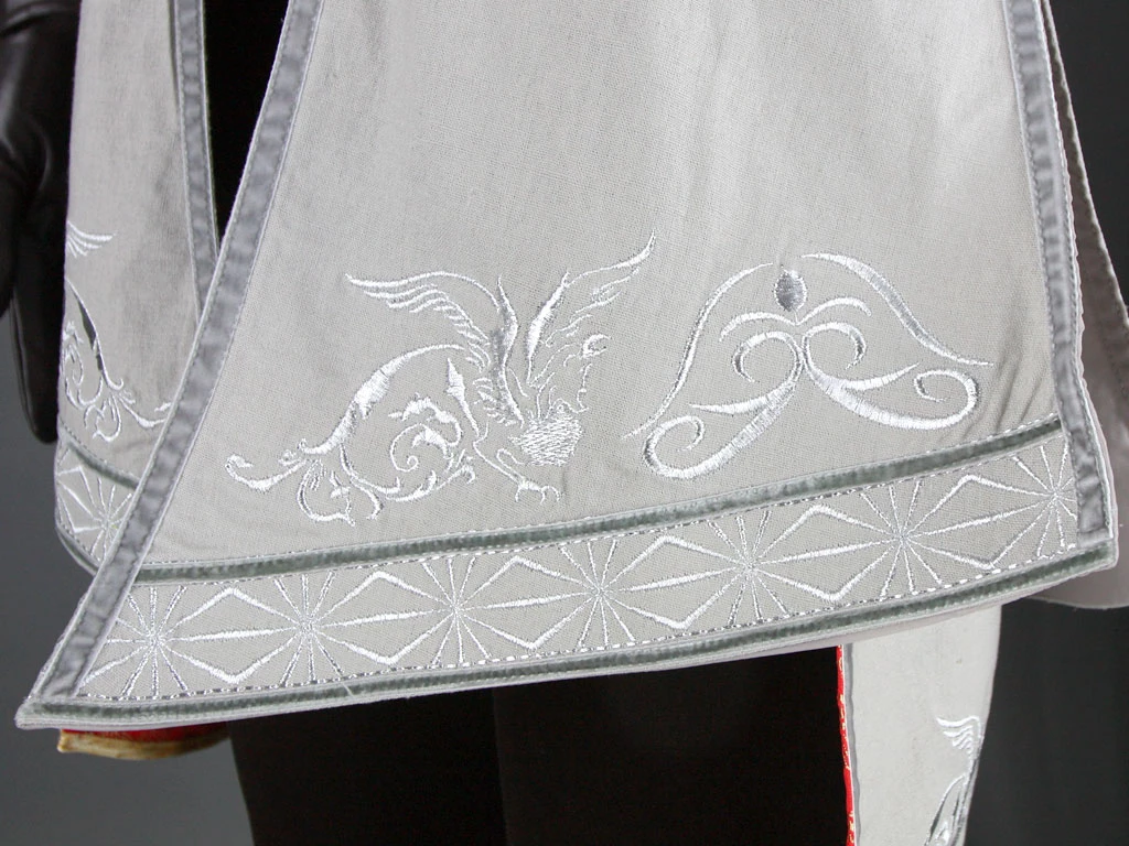 Assassin's Creed II Ezio Cosplay White Edition - Deluxe 27 Assassin's Creed II Ezio Cosplay White Edition - Deluxe - Image 25