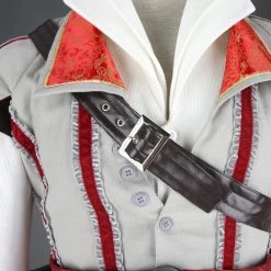 Assassin's Creed II Ezio Cosplay White Edition - Deluxe 40 Assassin's Creed II Ezio Cosplay White Edition - Deluxe -Game Costumes Shop image ezio cosplay white edition 38 scaled